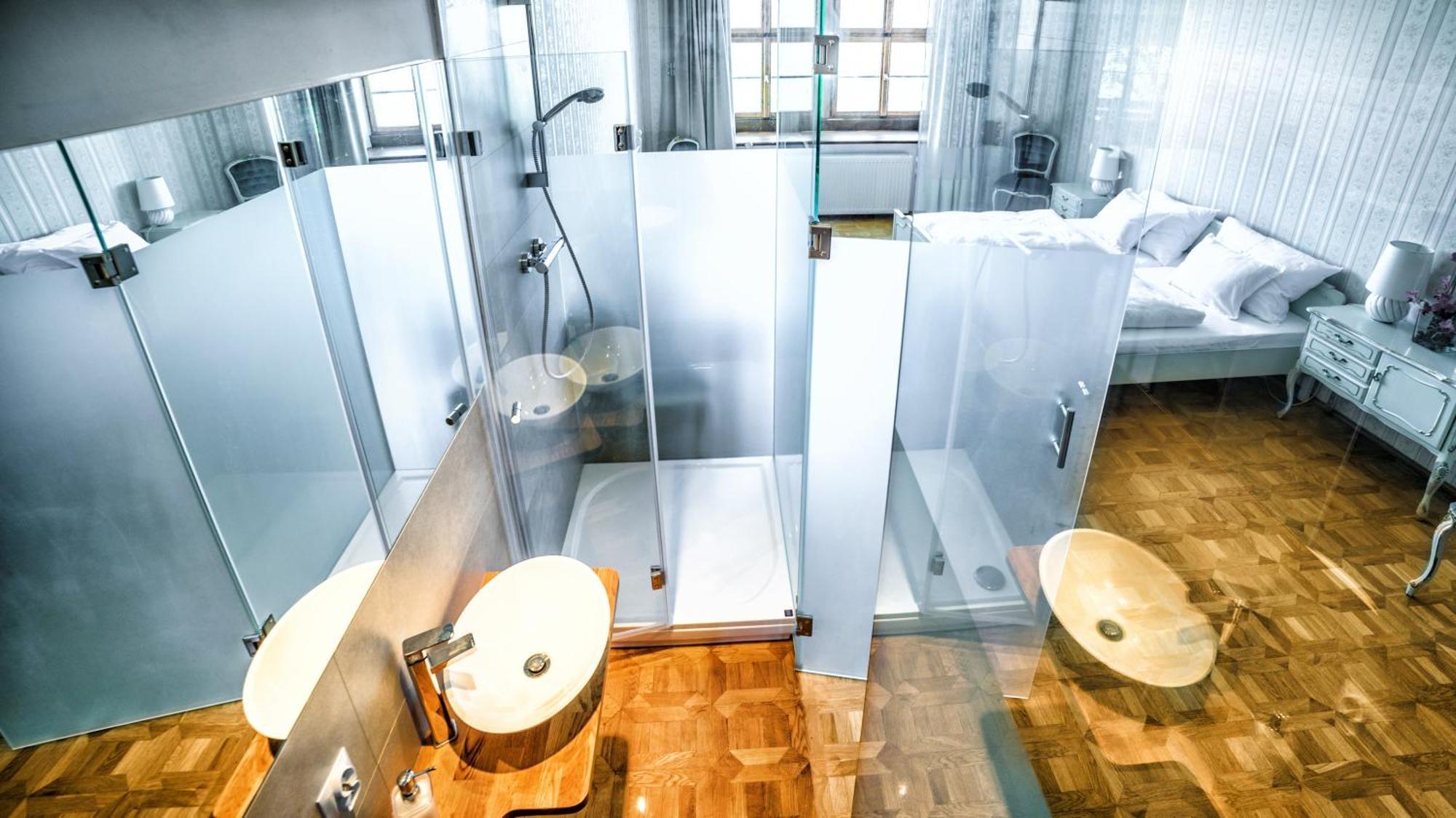 Boutique Palac Warmatowice Sienkiewiczowskie レグニツァ 部屋 写真